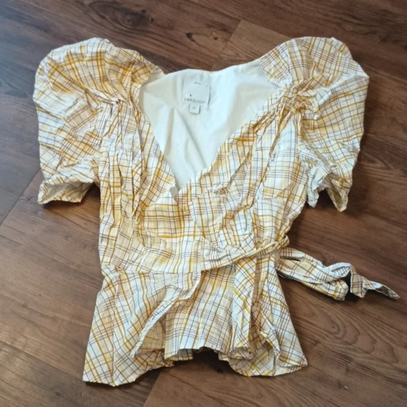 C/MEO COLLECTIVE Tops - C/MEO COLLECTIVE Yellow Cotton Accent Sleeve Blouse OOO